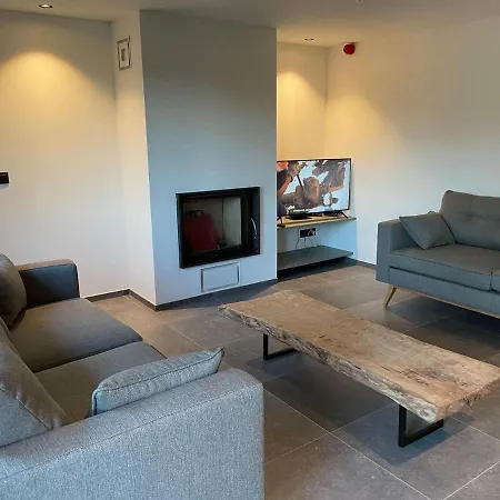 In Walloon Ardennes Casa de Férias *